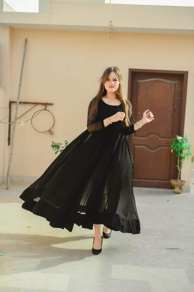3 Pcs Beautiful Shafoon Maxi Suit for women and young girls