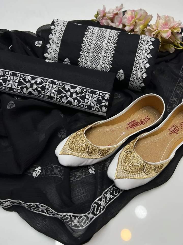 Linen 3Pc Fully Embroidered With Bember Emb Duppata unstich